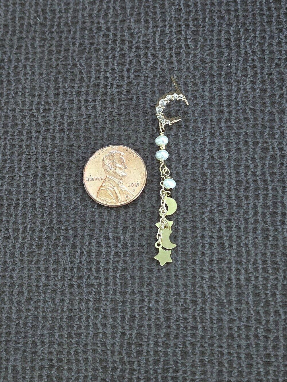 La Meno Moon🌙 and Star⭐ Dangle Earrings - Picture 5 of 14
